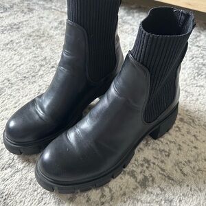 Steve Madden Black Ankle Booties size 8